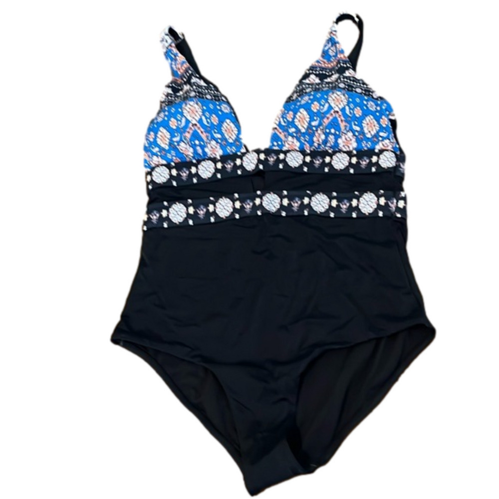 Meet curve one piece bathing suit, size large